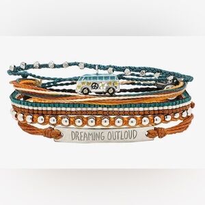 Dreaming Out loud Pura Vida set!!